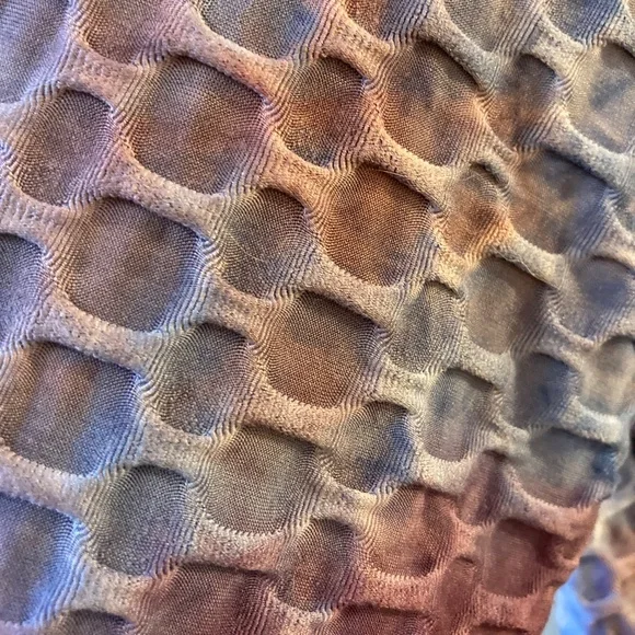 ❤️EYE CANDY long sleeve halter top - Picture 4 of 5